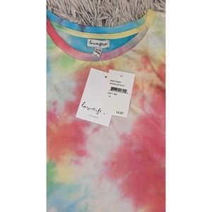 NWT- Love.Fire tie-died crop top